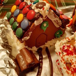 Meet your Posher, April